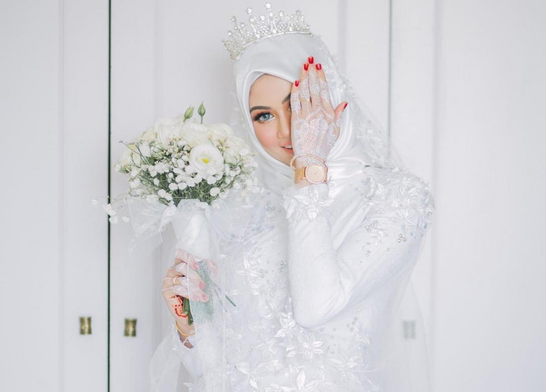 rias pengantin Rungkut Surabaya