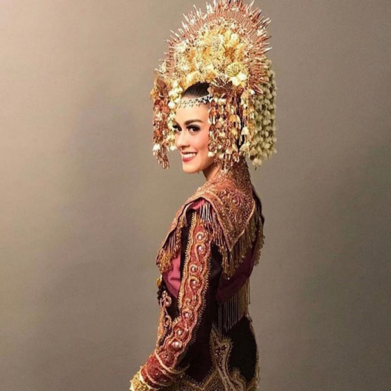 rias pengantin Pasar Rebo Jakarta Timur